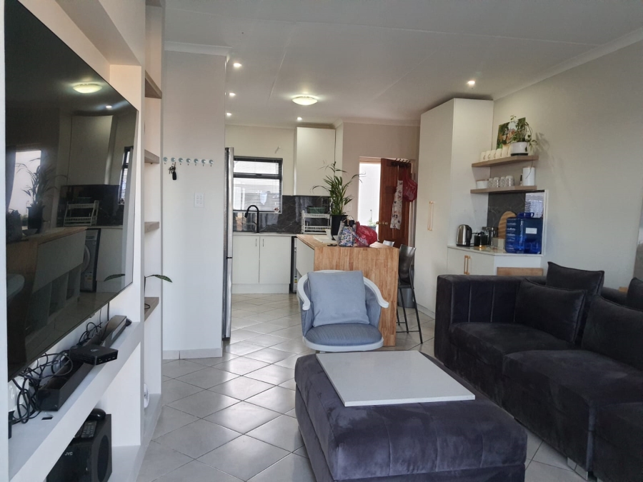 2 Bedroom Property for Sale in Kidds Beach Eastern Cape